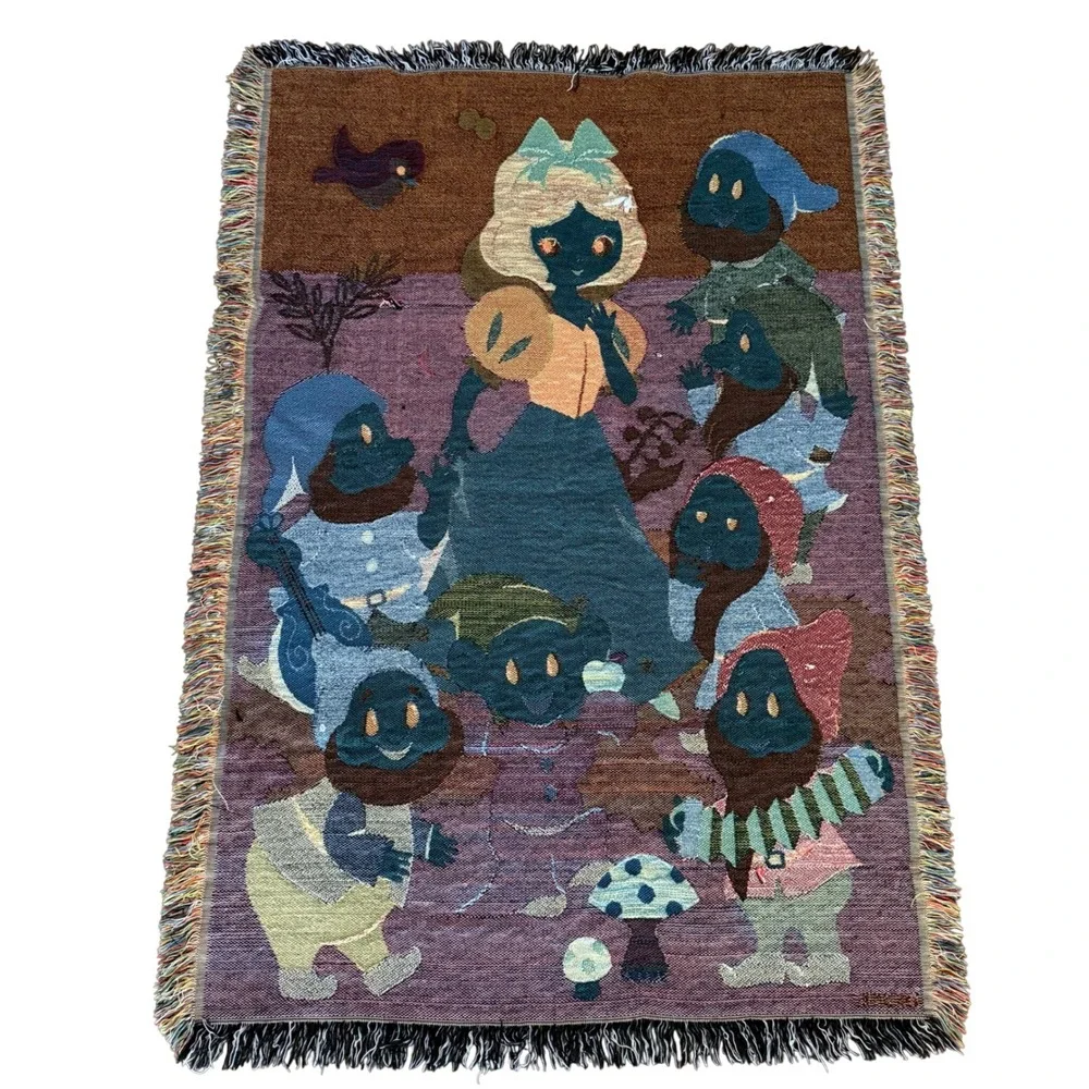 Disney Snow White‎ and the Seven Dwarfs Woven Tapestry Throw Blanket Fringed